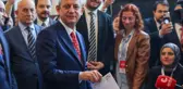 Özgür Özel'in seçildiği kongrenin iptali için YSK'ya itiraz