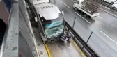 Avcılar'da metrobüs kazası, çok sayıda yaralı var