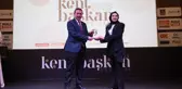 Yeşilhisar Belediye Başkanı Halit Taşyapan'a Kent&Başkan'dan anlamlı ödül