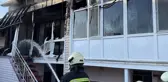 Eski eşi ile komşularını darbedip, evi yaktı