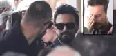 Törende kendini tutan Tarkan, cenaze aracında gözyaşlarına boğuldu
