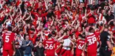 Zirvede kupalar eşitlendi! İngiltere Premier Lig'de şampiyon Liverpool oldu