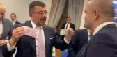 Merkez Bankası Başkanı Karahan'a Meclis'te dövizli protesto