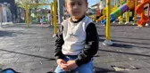 Parkta bulduğu alkol şişesini su zannederek içen çocuk fenalaştı