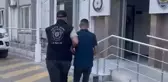 İzmir'de Kırmızı Bültenle Aranan İki Cinayet Şüphelisi Yakalandı