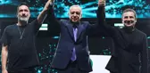 Sagopa Kajmer ve Ferhat Göçer söyledi, Erdoğan sahnede dinledi