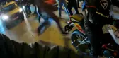 Kadıköy'de Galatasaray atkılı araca saldırı anları kask kamerasında kaydedildi