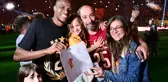 Kararını en yakınına açıkladı: Osimhen Galatasaray'da kalmaya daha yakın