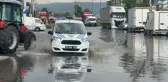 Bolu'da Sağanak ve Fırtına: Su Baskınları ve Devrilen Ağaçlar