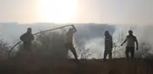 Lazkiye'deki Orman Yangınları 4 Gündür Devam Ediyor, 1 Sivil Savunma Görevlisi Hayatını Kaybetti