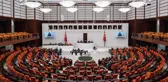 Bu tartışma daha çok su kaldırır! Yeni anayasaya 4 partiden veto