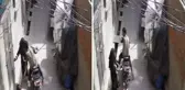 Motosikletli genç, sokakta sıkıştırdığı kadını zorla öptü