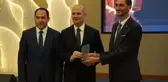 AK Parti Genel Başkan Yardımcısı Ömer İleri'ye 'Yılın Milletvekili' ödülü