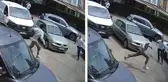 'Camide minibüsünü yıkama' diye uyaran muhtarı arkasından koşup bıçakladı
