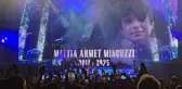 Gun's N' Roses, İstanbul konserinde Mattia Ahmet Minguzzi'ye şarkı hediye etti
