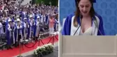 Üniversiteyi birincilikle bitiren gencin sözleri alandakileri ayağa kaldırdı