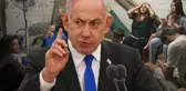 Netanyahu, savaş korkusu yaşayan İsraillilerin ülkeden çıkışını yasakladı