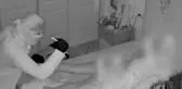 Hırsız, çıplak uyuyan kadını önce taciz etti sonra cüzdanını alıp gitti!