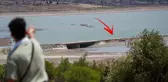 Barajda su seviyesi düştü, eski İzmir-Çeşme kara yolu ortaya çıktı
