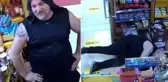 Gülerken bir anda yere yığıldı, hayatını kaybetti