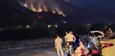 Karabük'te orman yangınını çay içerek izlediler