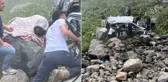 Turistleri taşıyan minibüs uçuruma yuvarlandı! Dere yatağında can pazarı