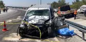Panelvan ile hafif ticari araç çarpıştı: 3 ölü, 3 yaralı
