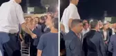 İlginç görüntüler! Ali Babacan, dünyanın en uzun insanı Sultan Kösen ile karşılaştı