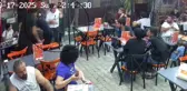 Hatay'da güvenlik görevlisi, heimlich manevrası ile kadının hayatını kurtardı