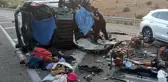 Hafif ticari araç ile otomobil kafa kafaya çarpıştı: 4 ölü, 2 yaralı