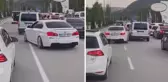 Tek derdi konvoyda öne geçmek! Yaptığı hareket ise akılalmaz