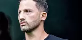 Eski Rus futbolcu Mostovoy, Tedesco'yu yerden yere vurdu