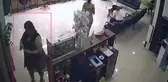 Kuaförde yaptırmadığı işlem kalmadı! Sigara içme bahanesiyle çıkıp kayıplara karıştı