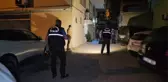 Adana'da iki silahlı saldırı: Biri evinin önünde diğeri iş yerinin önünde kurşunlandı