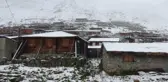 Kar erken geldi, çobanlar sürülerini güvenli bölgelere indiriyor