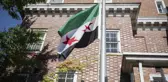 11 yıl sonra bir ilk: Suriye bayrağı, Washington'da göndere çekildi