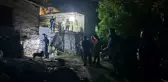 İzmir'de aile faciası: Oğlunu öldürdü, eşini ağır yaraladı