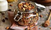 Granola ve müsli ile sağlıklı kahvaltı alternatifleri