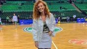 Fenerbahçe Maçına Damga Vuran Kızıl Güzel Bakın Kim Çıktı!