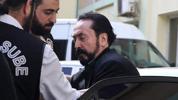 Adnan Oktar'ın Örgütündeki Erkekler, Genç Kızları 'Turnike' Yöntemiyle Kandırmış