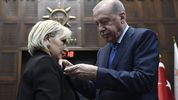 CHP'den istifa eden İstanbul Milletvekili Nimet Özdemir, AK Parti'ye katıldı