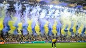 Fenerbahçe'de bir ayrılık daha! Takımın golcüsü Premier Lig'e gitti