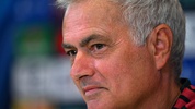 Mourinho'dan ültimatom: Yedek kulübesinde bile oturamaz