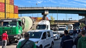 İtalya'da akaryakıt protestosu: Kamyon ve TIR şoförleri otoyol ve liman girişlerini kapadı, kıtlık uyarısı yapıldı