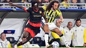 Fenerbahçe taraftarı yerden yere vurdu, UEFA ödül verdi!