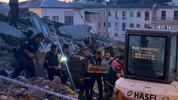 Zonguldak’ta 3 katlı bina çöktü: 1 ölü, 1 yaralı