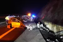 Logs falling from a truck in Balıkesir claimed lives.