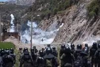 Attack on the barracks in Bolivia: Over 200 soldiers taken hostage.