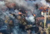 A fire that broke out in the landfill in Kütahya spread to the houses.