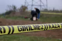 A male corpse with a gunshot wound to the head was found in an empty lot in Sakarya.